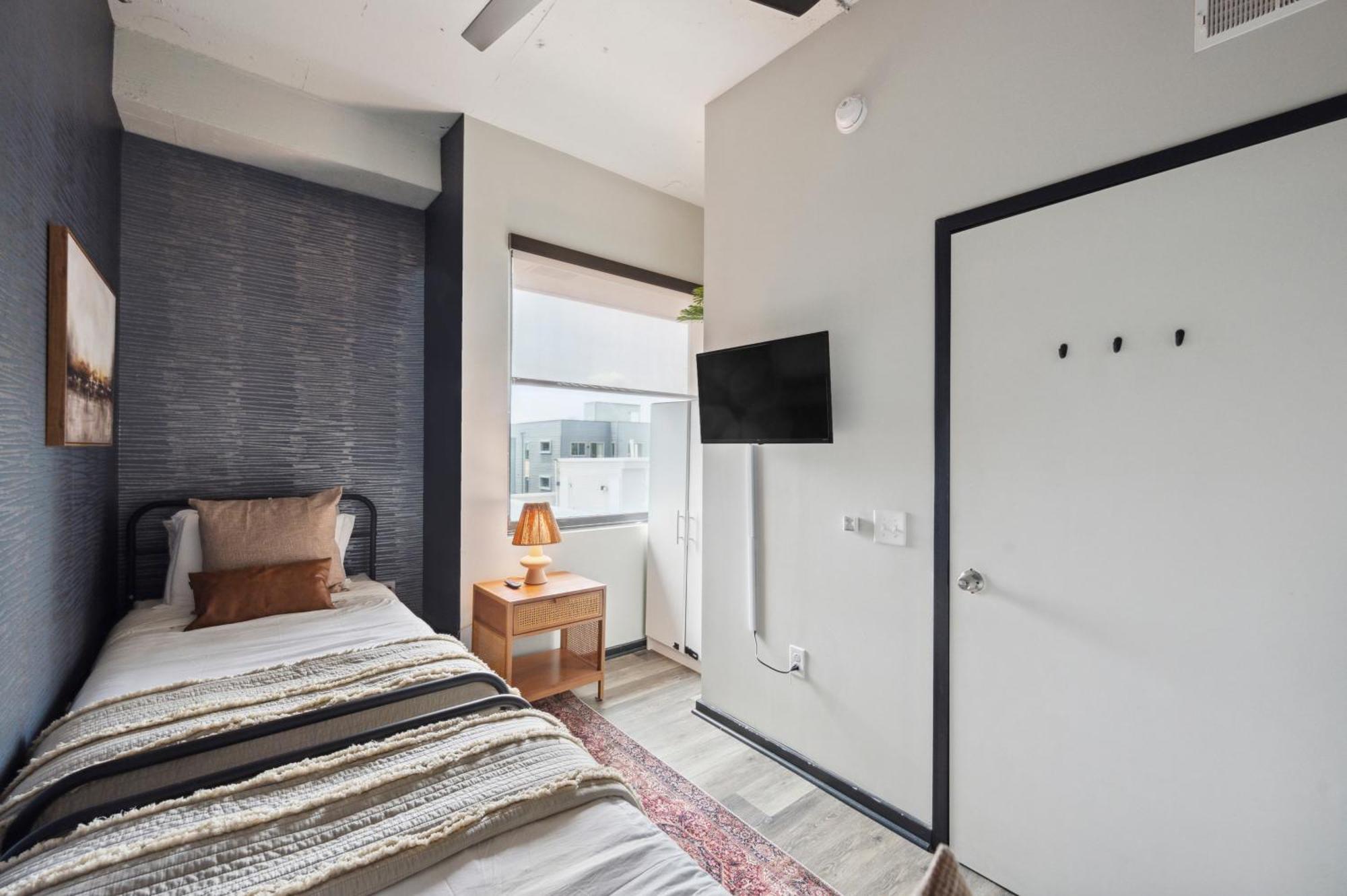 Large 3Br Apts & Studios, Free Parking, Gym, Game Room Philadelphia Luaran gambar