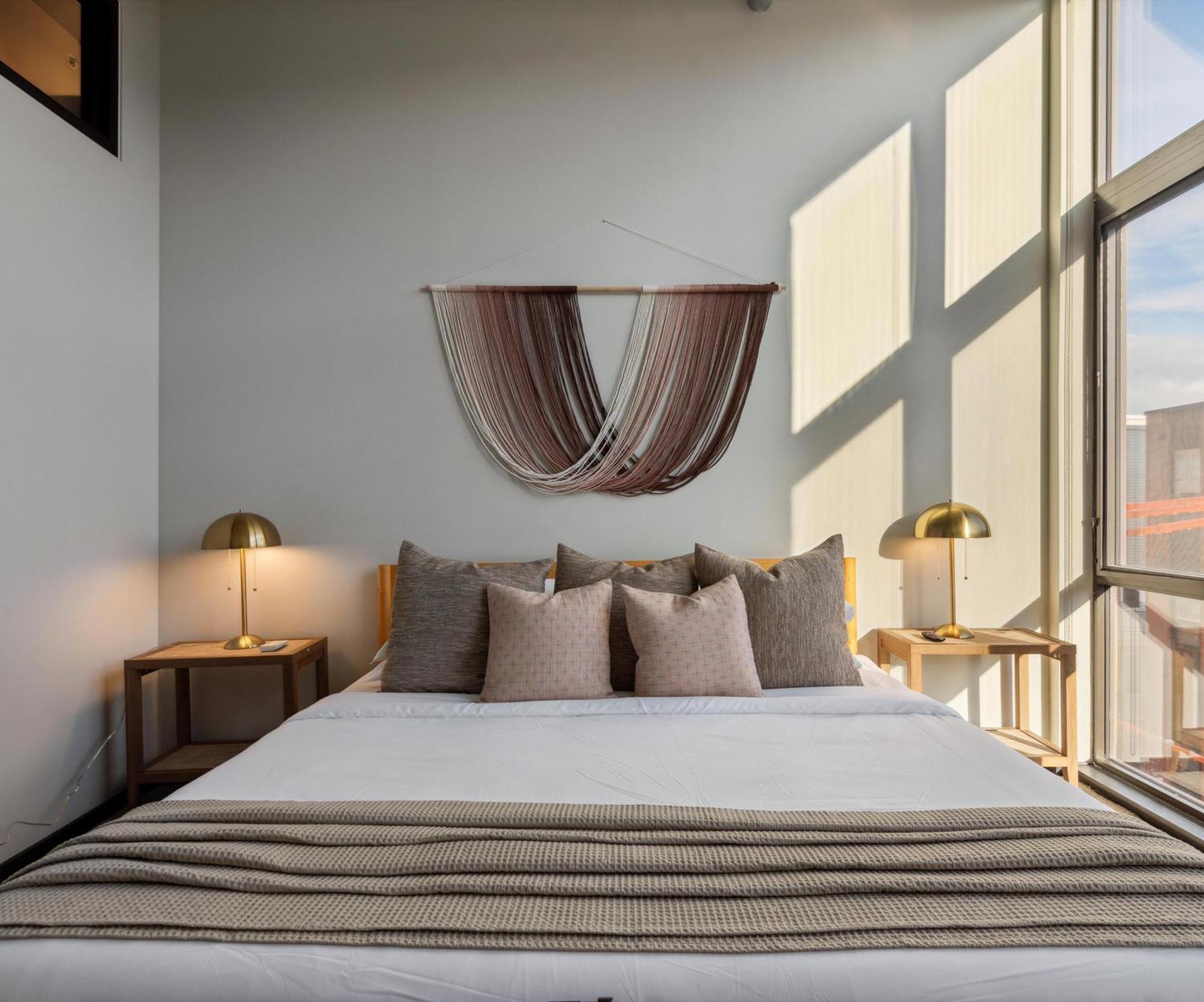 Large 3Br Apts & Studios, Free Parking, Gym, Game Room Philadelphia Bilik gambar