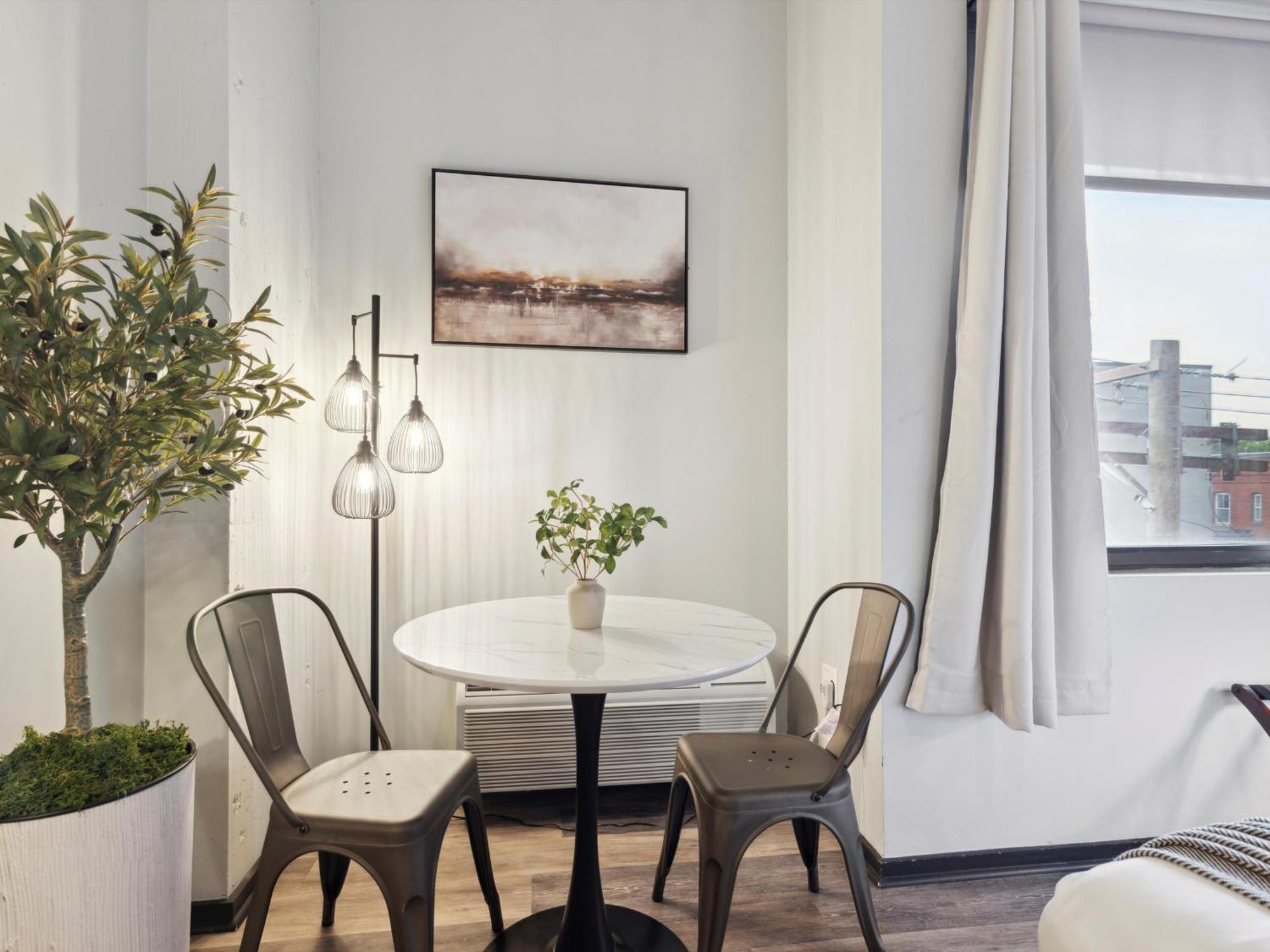 Large 3Br Apts & Studios, Free Parking, Gym, Game Room Philadelphia Bilik gambar
